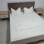 Zapp House 招待所 科斯蒂内什蒂