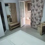 招待所 Zapp House