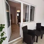 Zapp House 招待所