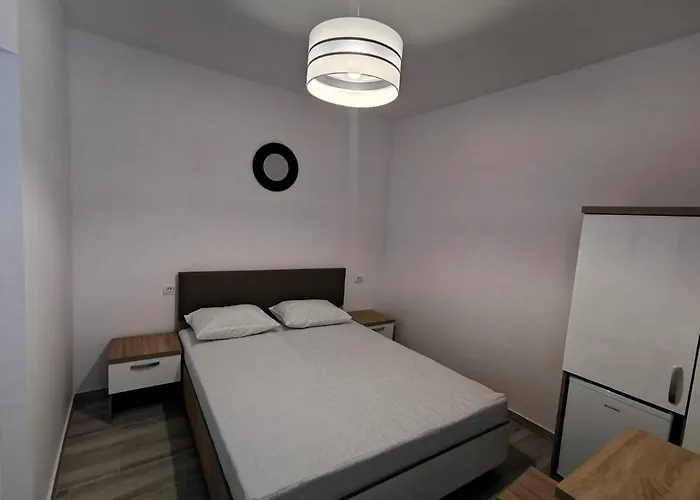 Zapp House Pensión Costinesti