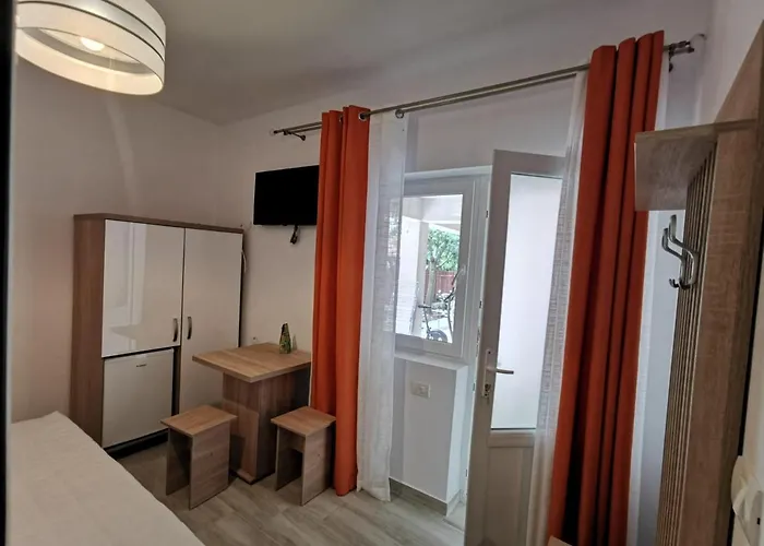 Pensión Zapp House Costinesti