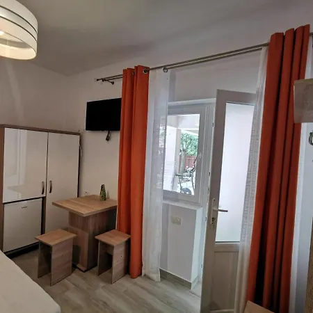 Pensjonat Zapp House Costinesti