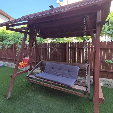 Zapp House 3*
