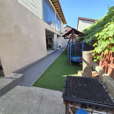 Zapp House Costinesti